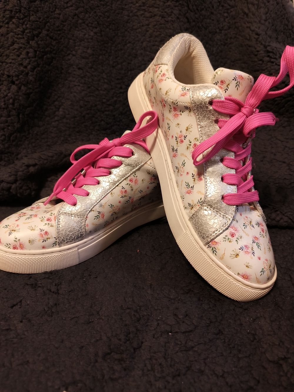 Glitter Floral Print Sneakers with Silver Accents and Hot Pink Laces